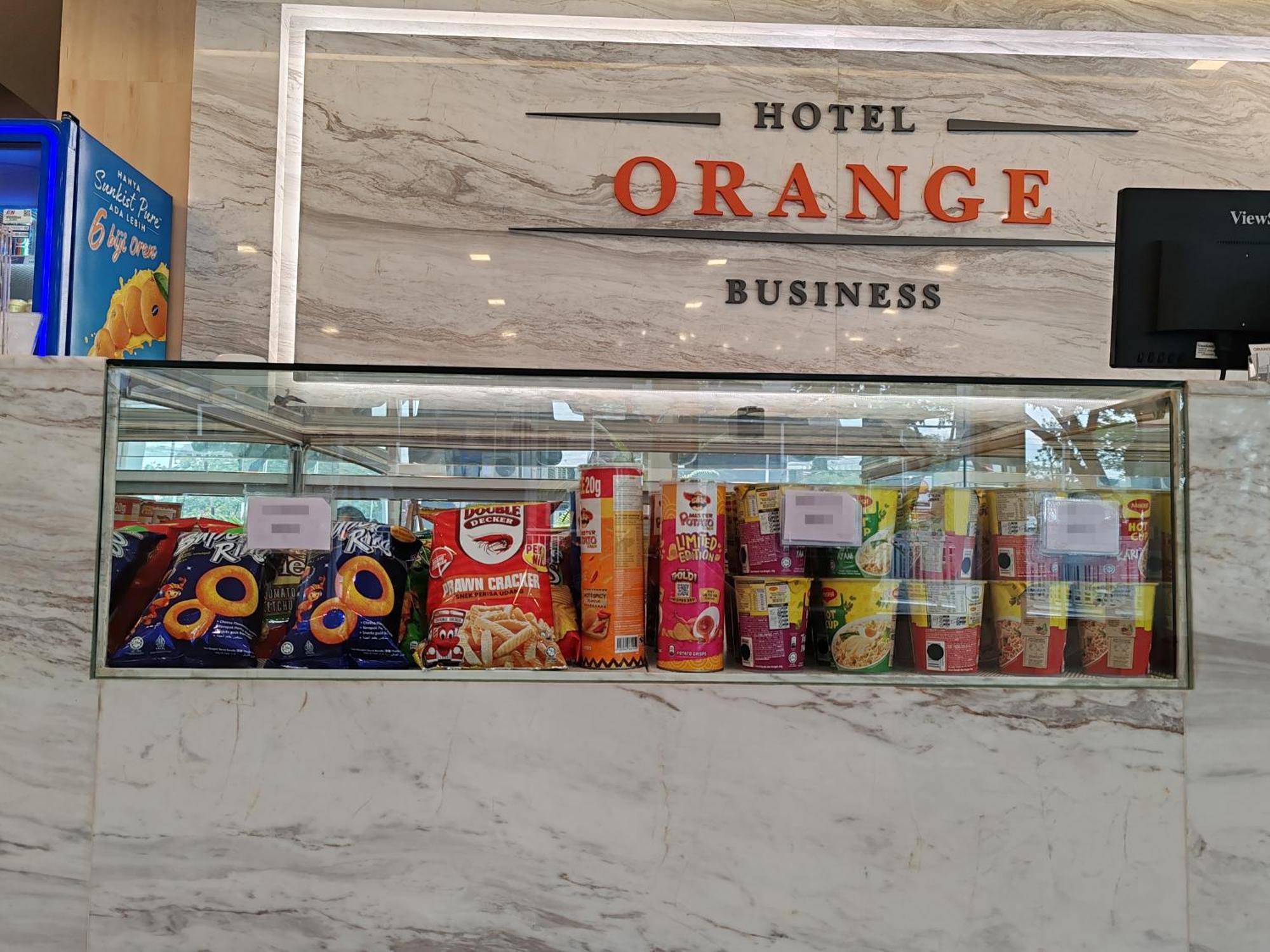 Orange Business Hotel 3*